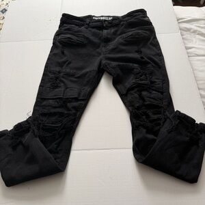 Men's Black Distressed Slim Straight Jeans